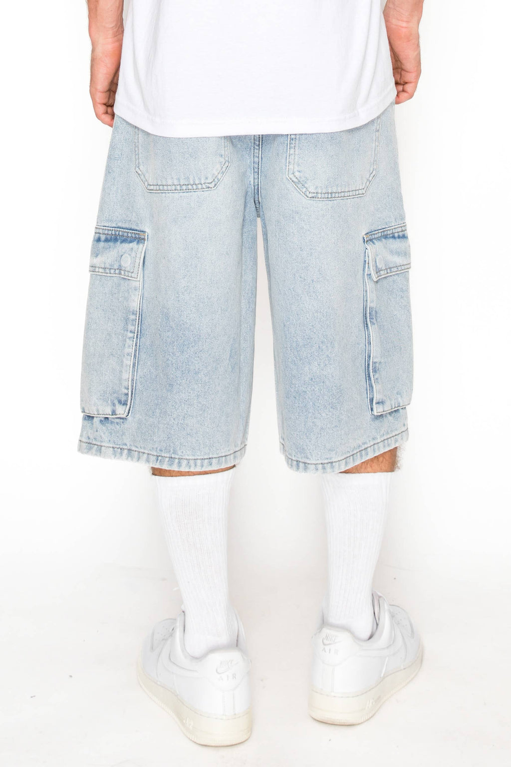 Victorious - DS2120 VAULT Baggy Fit Cargo Denim Shorts (Prepack): LIGHT INDIGO / B PACK - 30 2 / 32 4 / 34 3 / 36 2 / 38 1 - 12 PCS