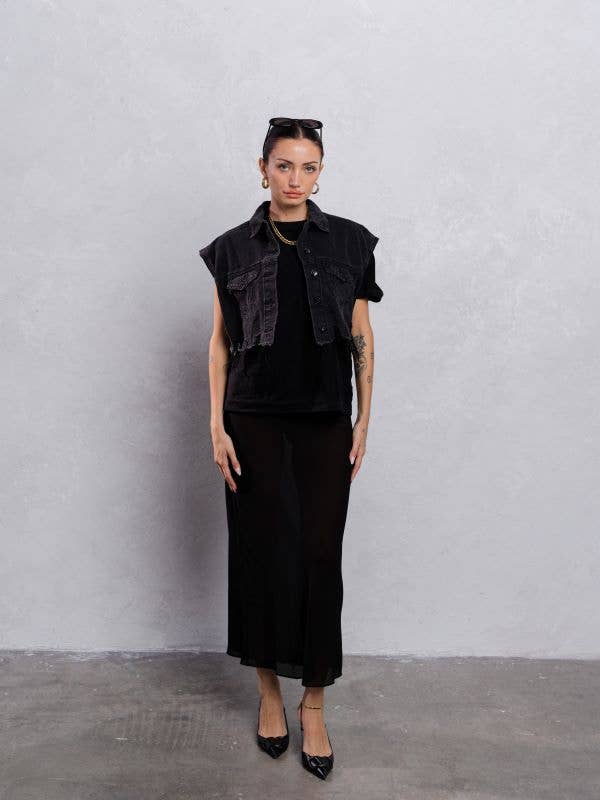 Trio Urban - Plain Crop Denim Vest: BLACK DENIM / MEDIUM/LARGE