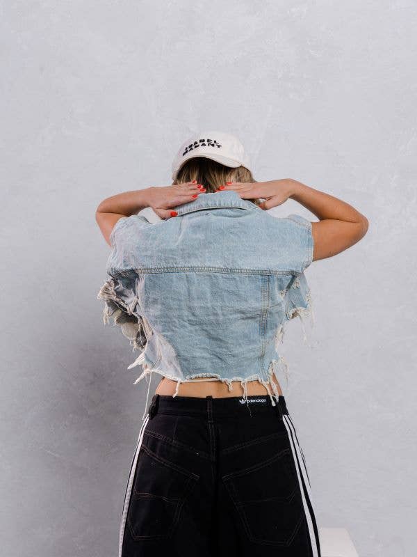 Trio Urban - Plain Crop Denim Vest: BLACK DENIM / SMALL/MEDIUM